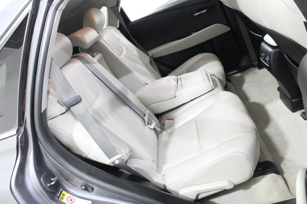 2013 Lexus RX Image 24