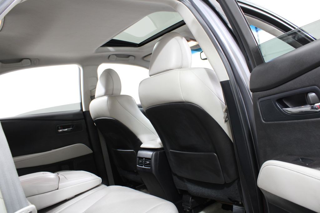 2013 Lexus RX Image 25