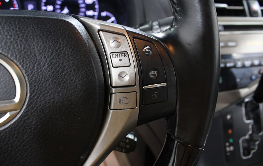 2013 Lexus RX Image 41