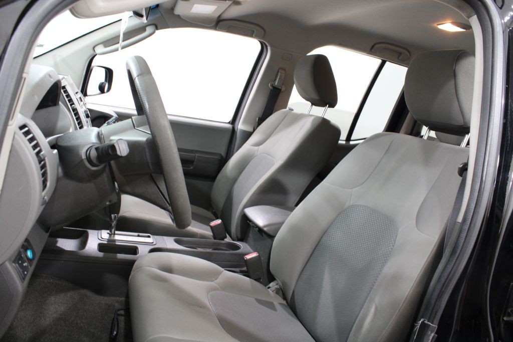 2011 Nissan Xterra Image 10