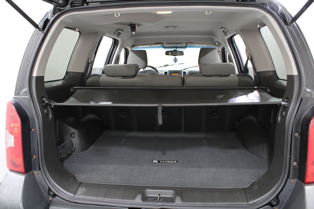 2011 Nissan Xterra Image 13