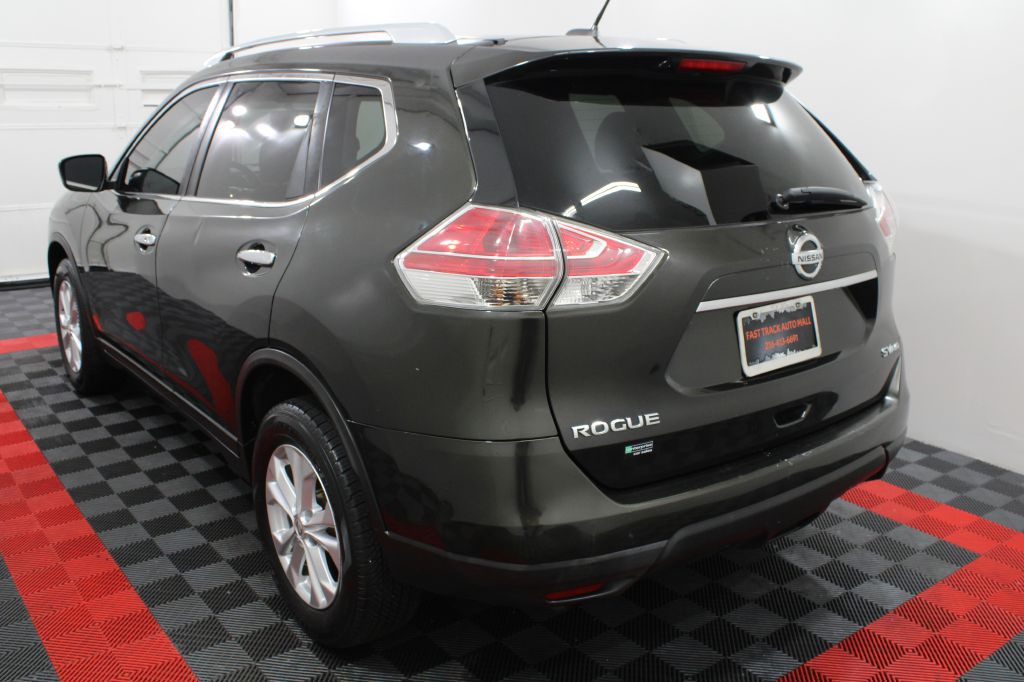 2016 Nissan Rogue Image 4