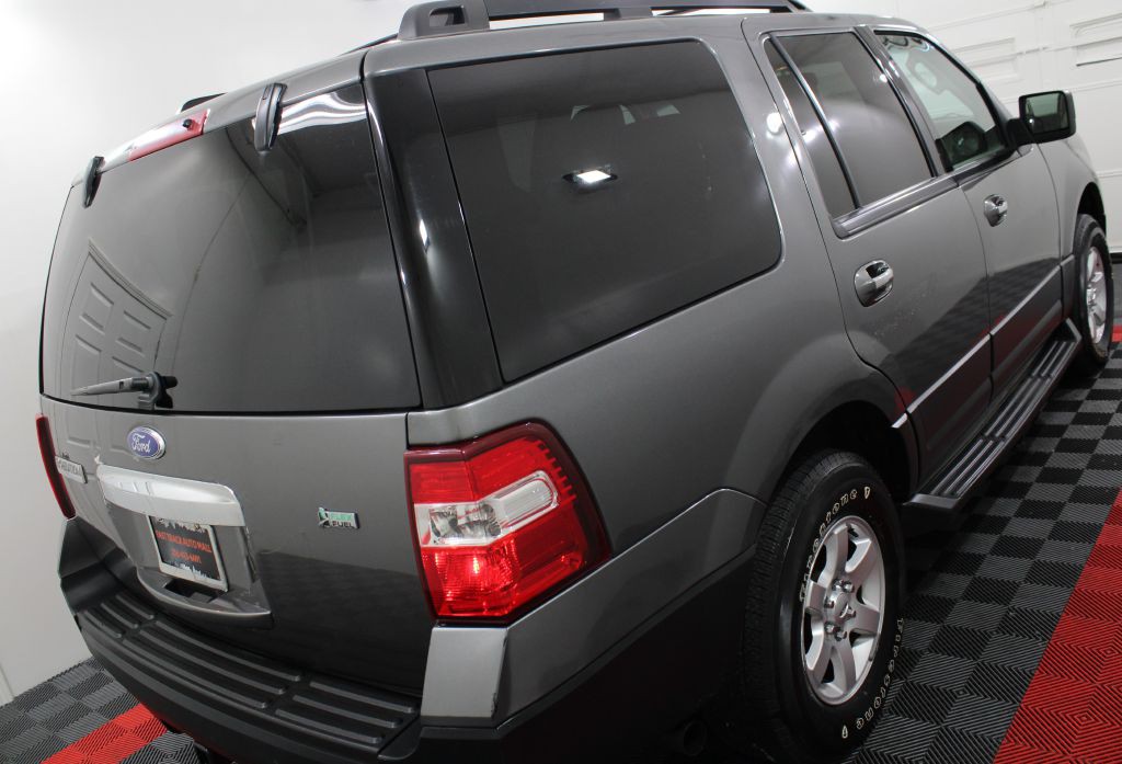 2011 Ford Expedition Image 6