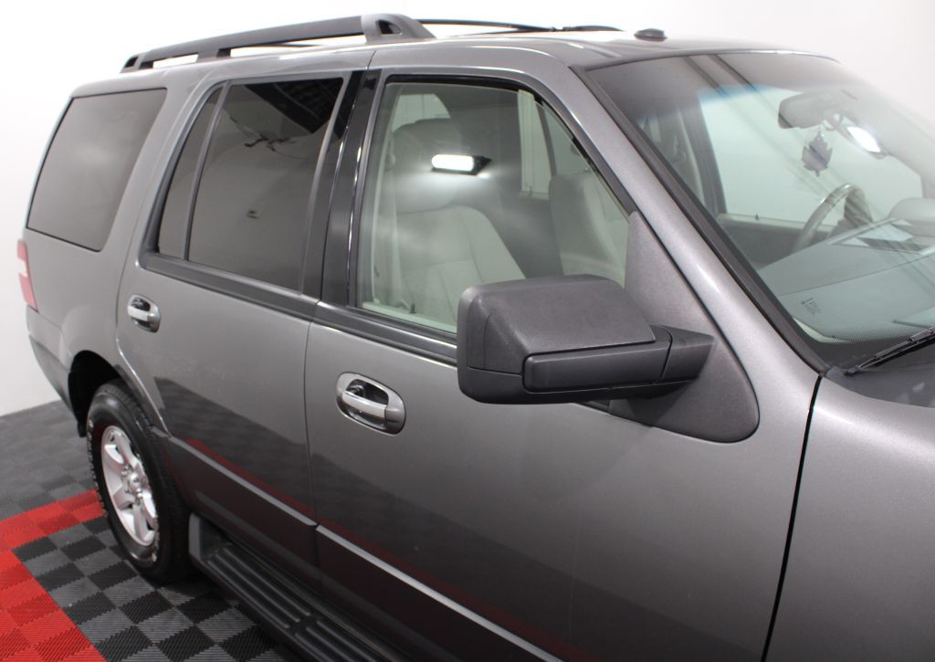 2011 Ford Expedition Image 7