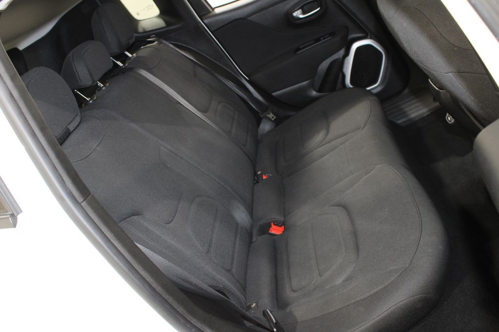 2018 Jeep Renegade Image 22