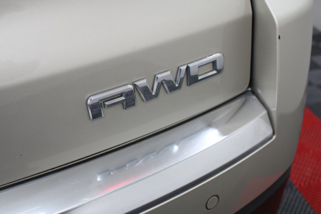 2014 GMC Acadia Image 8