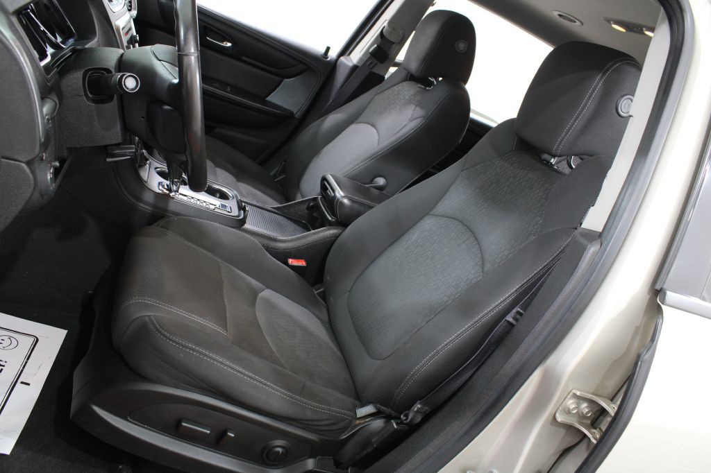 2014 GMC Acadia Image 13