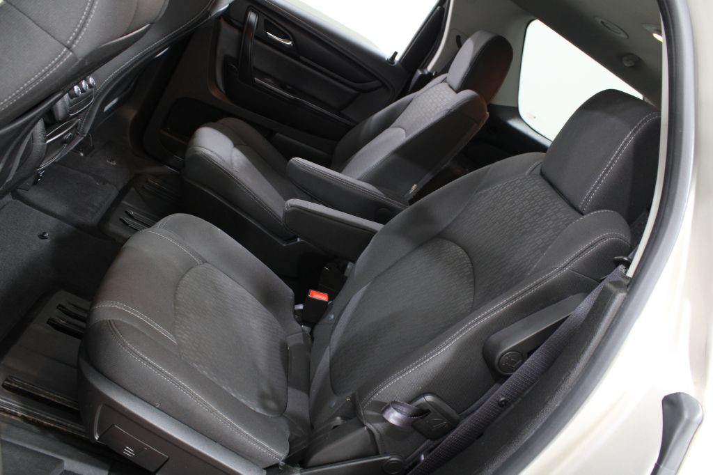 2014 GMC Acadia Image 15