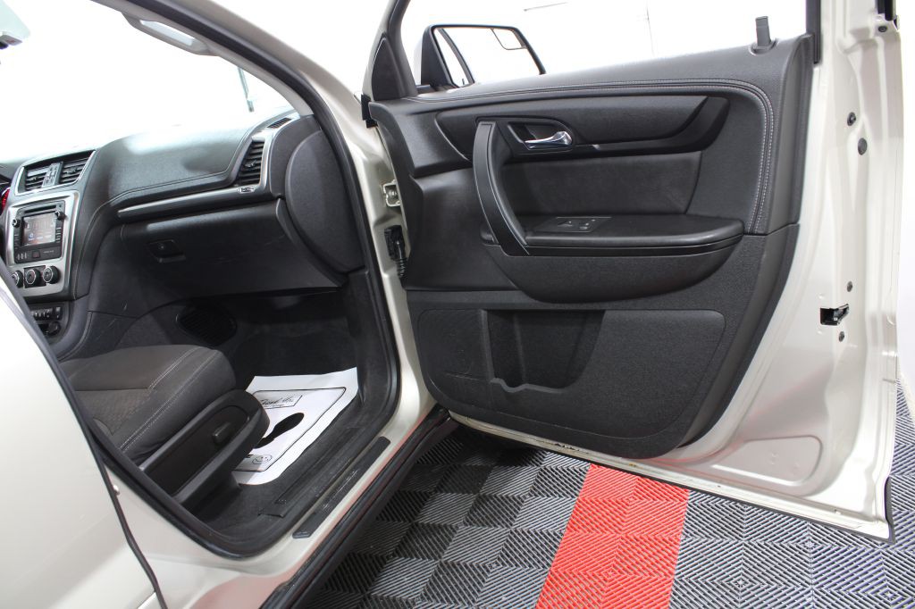 2014 GMC Acadia Image 24