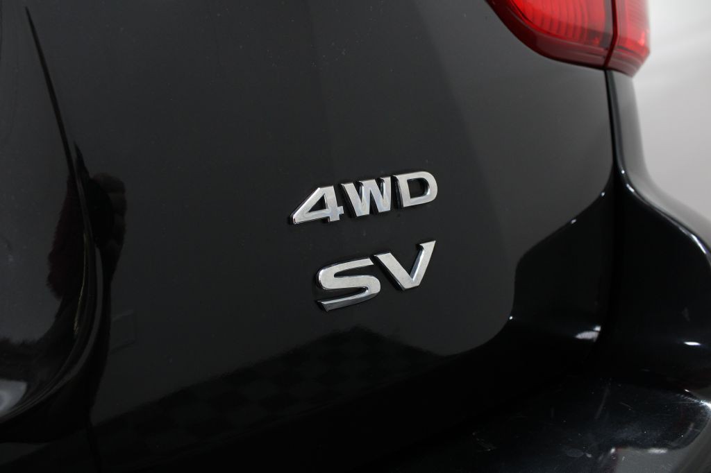 2017 Nissan Pathfinder Image 12