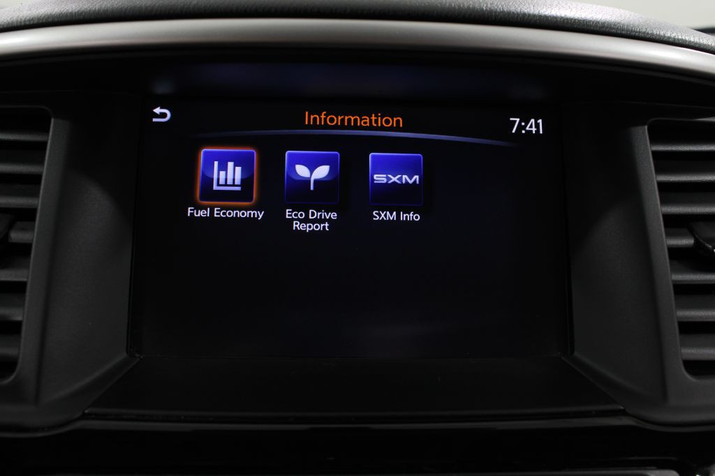 2017 Nissan Pathfinder Image 25