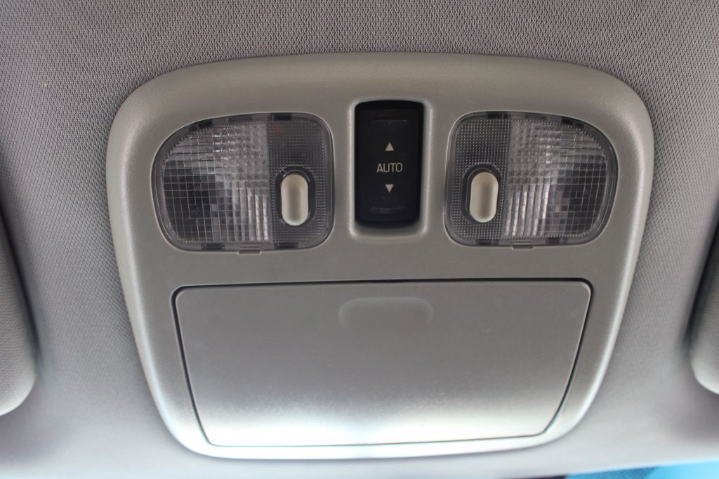 2012 Lincoln MKZ Image 43