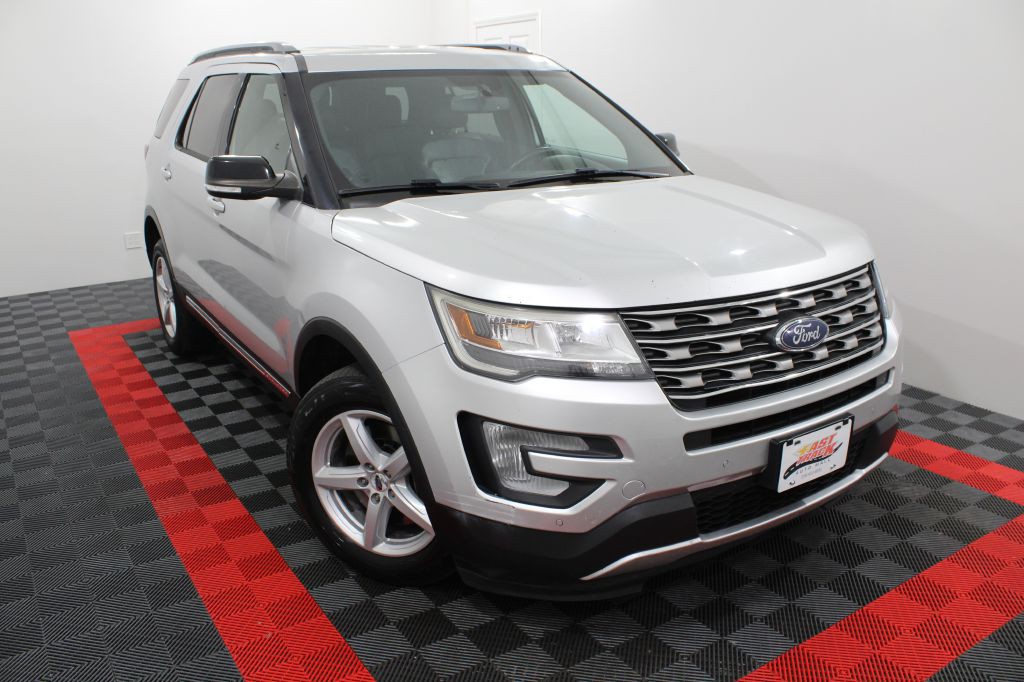 2017 Ford Explorer Image 1