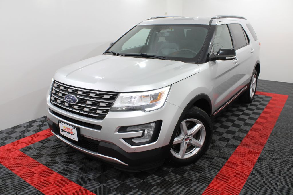 2017 Ford Explorer Image 4