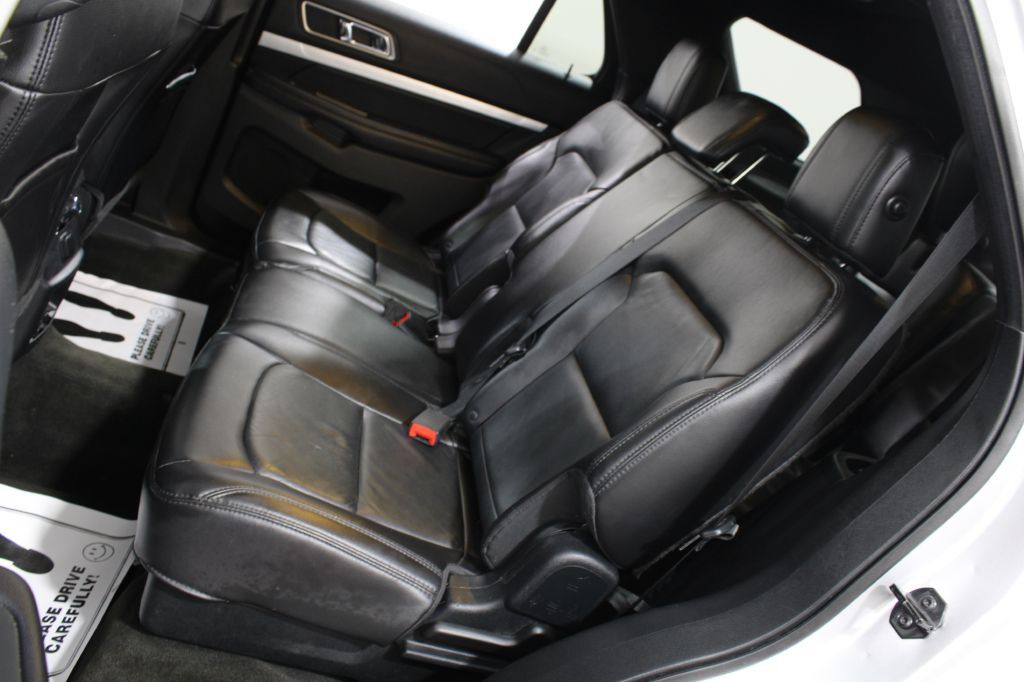 2017 Ford Explorer Image 20