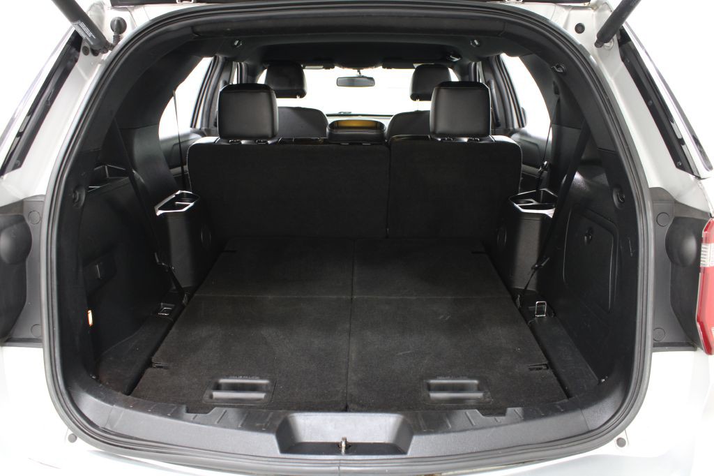 2017 Ford Explorer Image 24