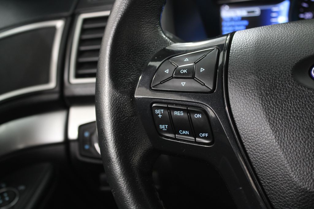 2017 Ford Explorer Image 42