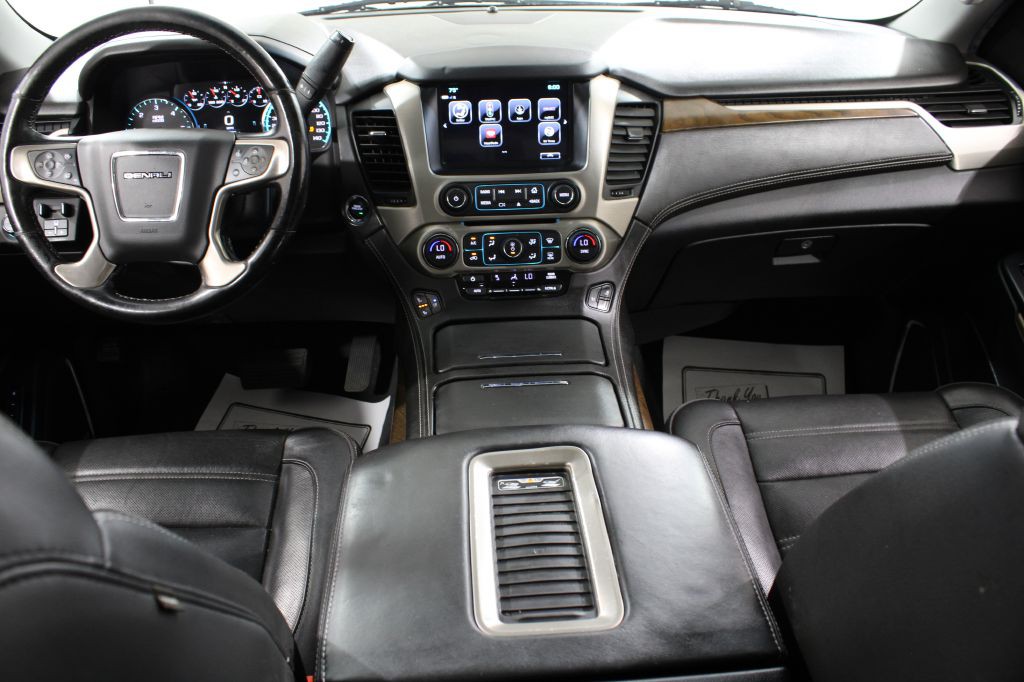 2019 GMC Yukon Image 2