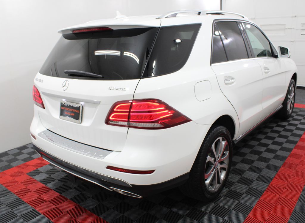 2016 Mercedes-Benz GLE-Class Image 8