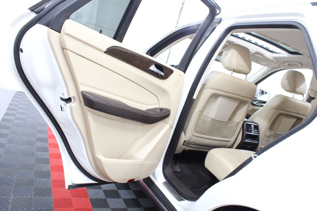 2016 Mercedes-Benz GLE-Class Image 23