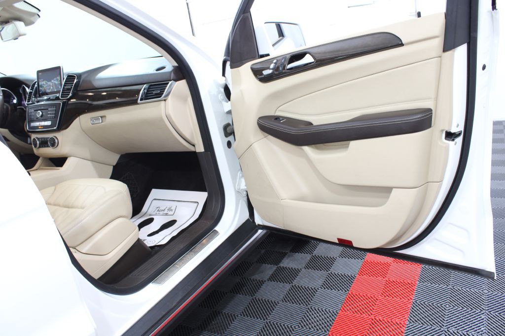 2016 Mercedes-Benz GLE-Class Image 28