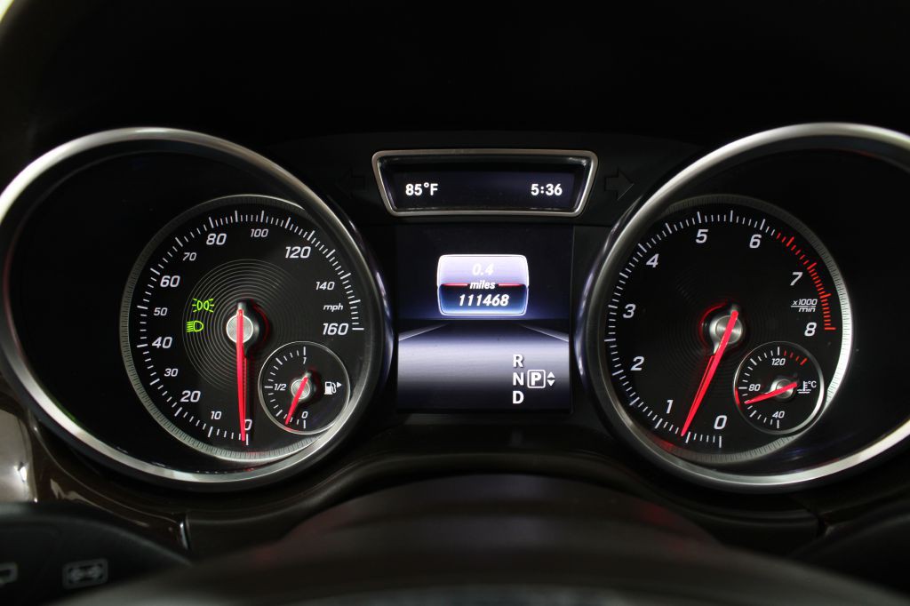2016 Mercedes-Benz GLE-Class Image 40