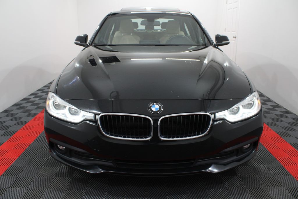 2018 BMW 3 Series Image 3