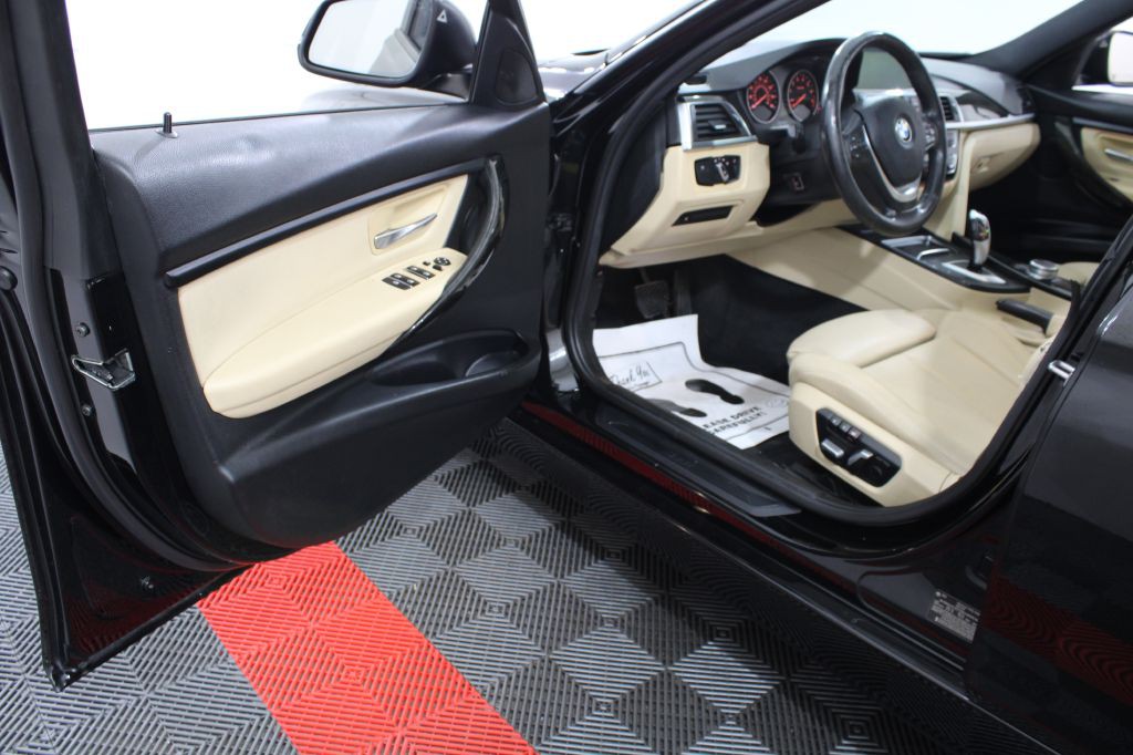 2018 BMW 3 Series Image 13