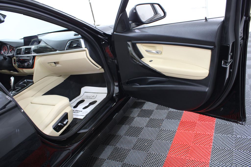2018 BMW 3 Series Image 21