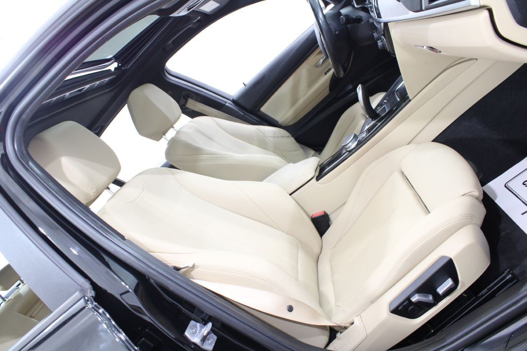 2018 BMW 3 Series Image 22