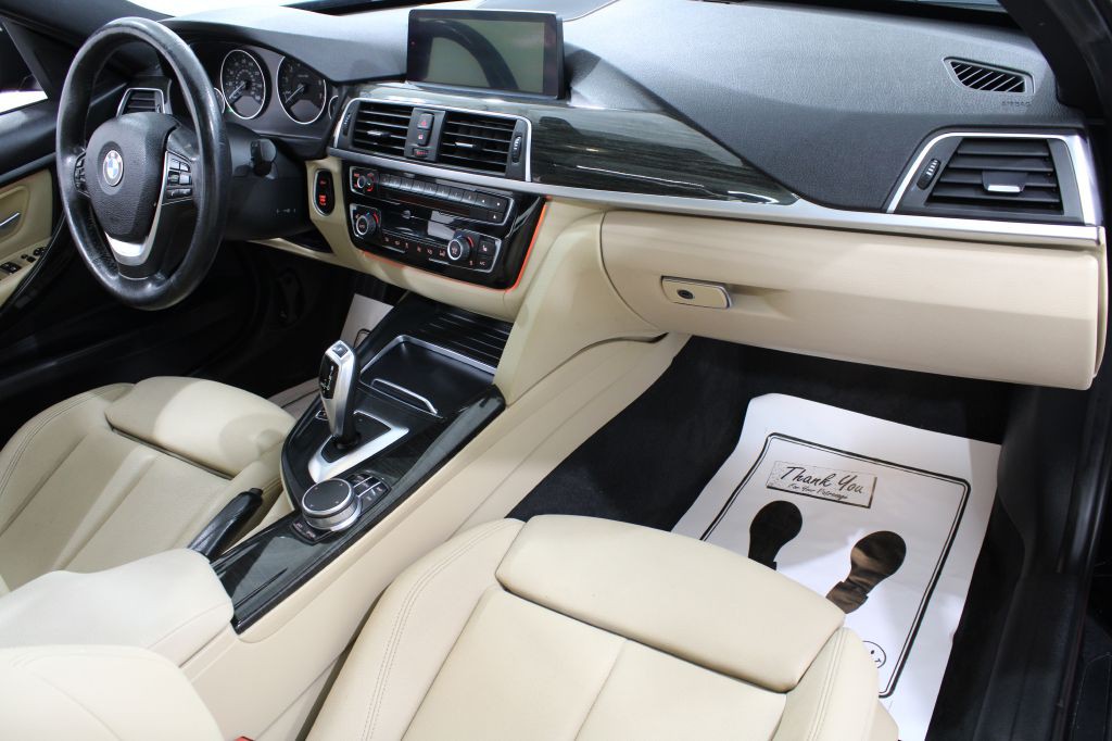 2018 BMW 3 Series Image 23