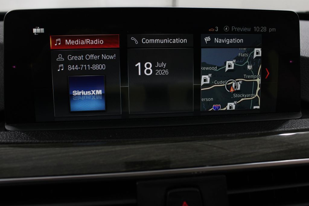 2018 BMW 3 Series Image 24