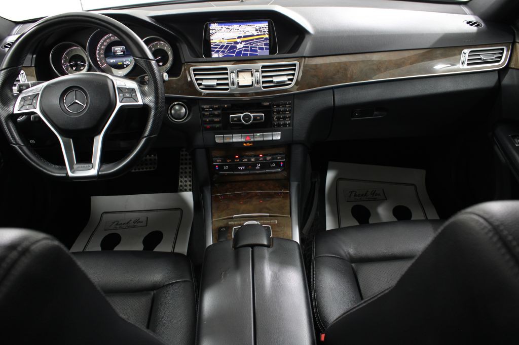 2014 Mercedes-Benz E-Class Image 2