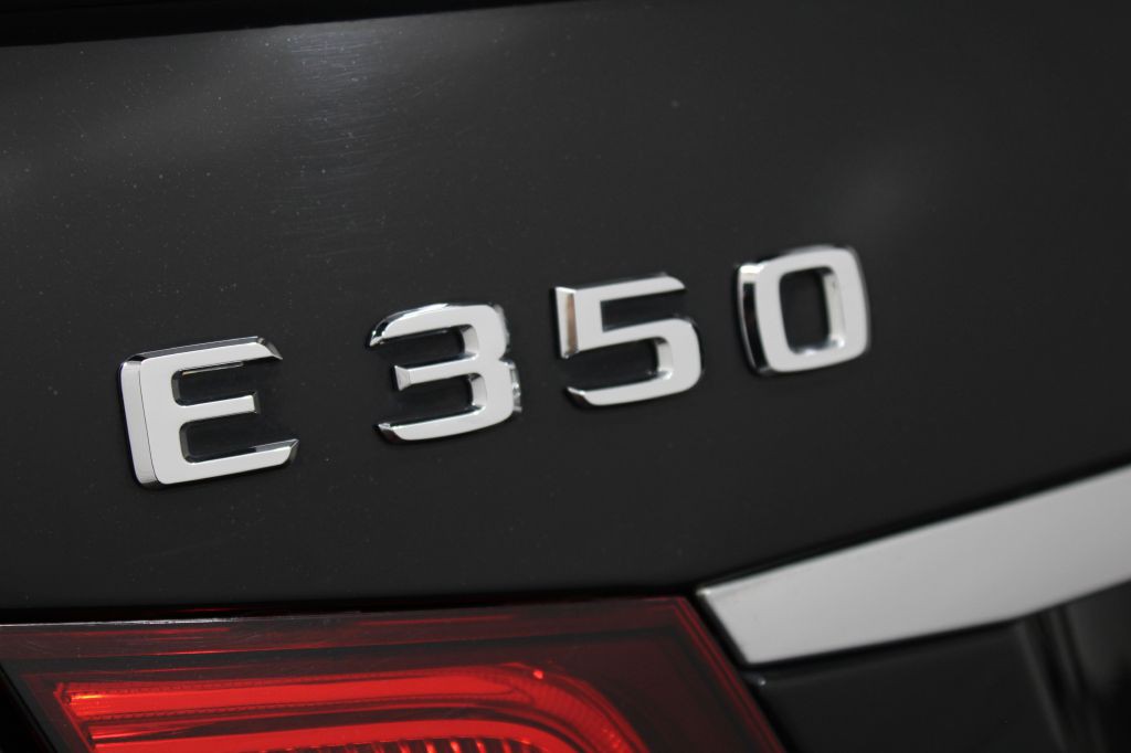 2014 Mercedes-Benz E-Class Image 11