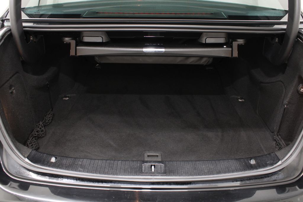 2014 Mercedes-Benz E-Class Image 25
