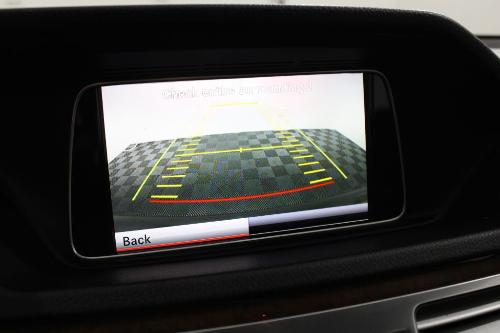 2014 Mercedes-Benz E-Class Image 31