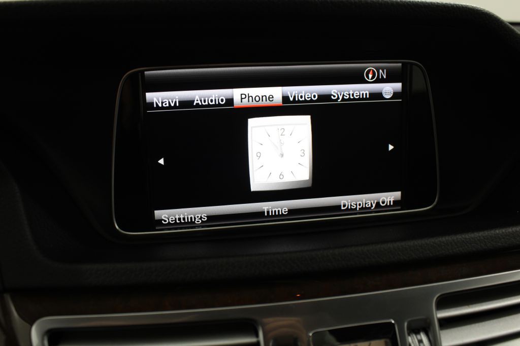 2014 Mercedes-Benz E-Class Image 32
