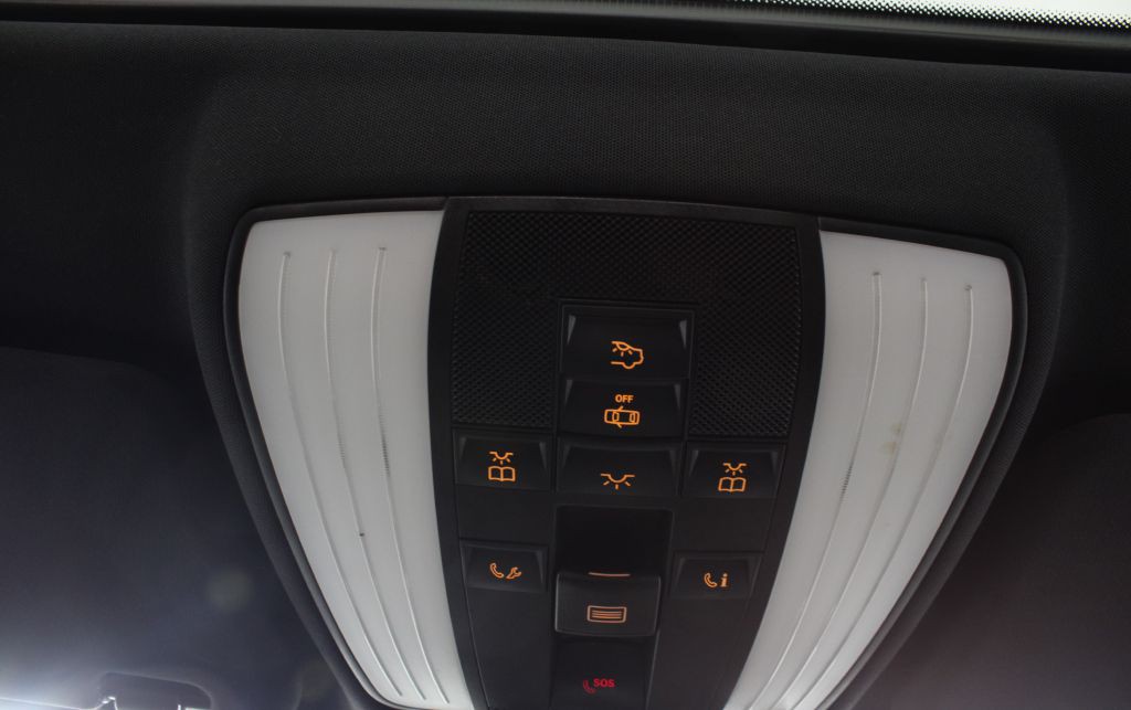 2014 Mercedes-Benz E-Class Image 35