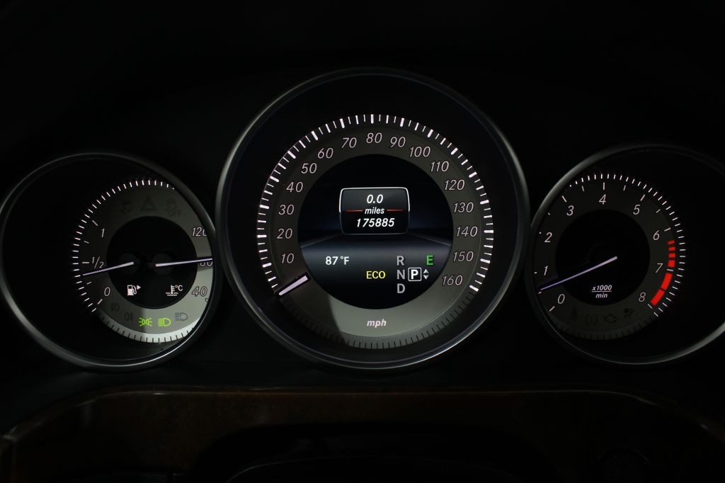 2014 Mercedes-Benz E-Class Image 41