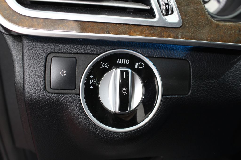 2014 Mercedes-Benz E-Class Image 43
