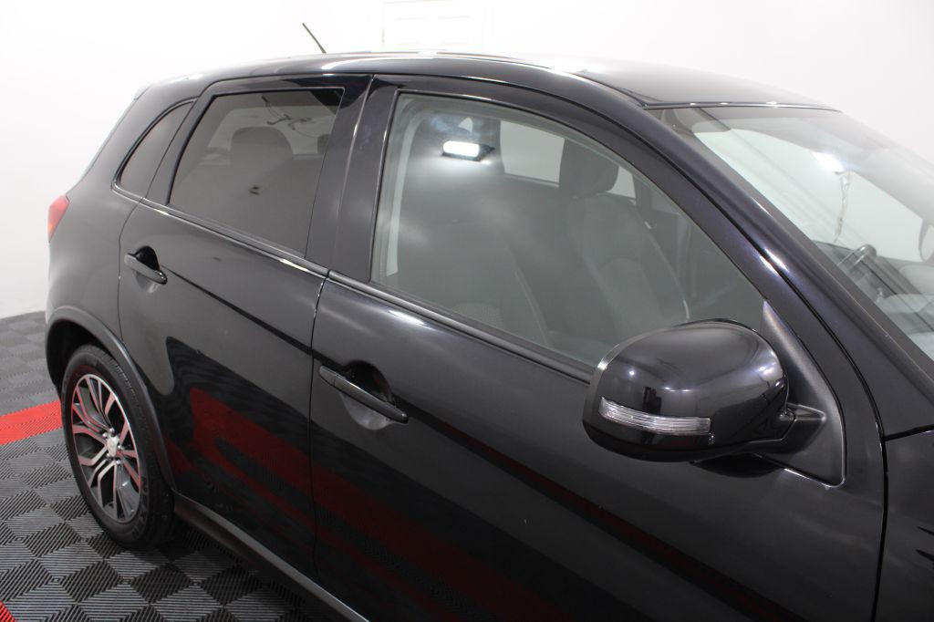 2016 Mitsubishi Outlander Image 8
