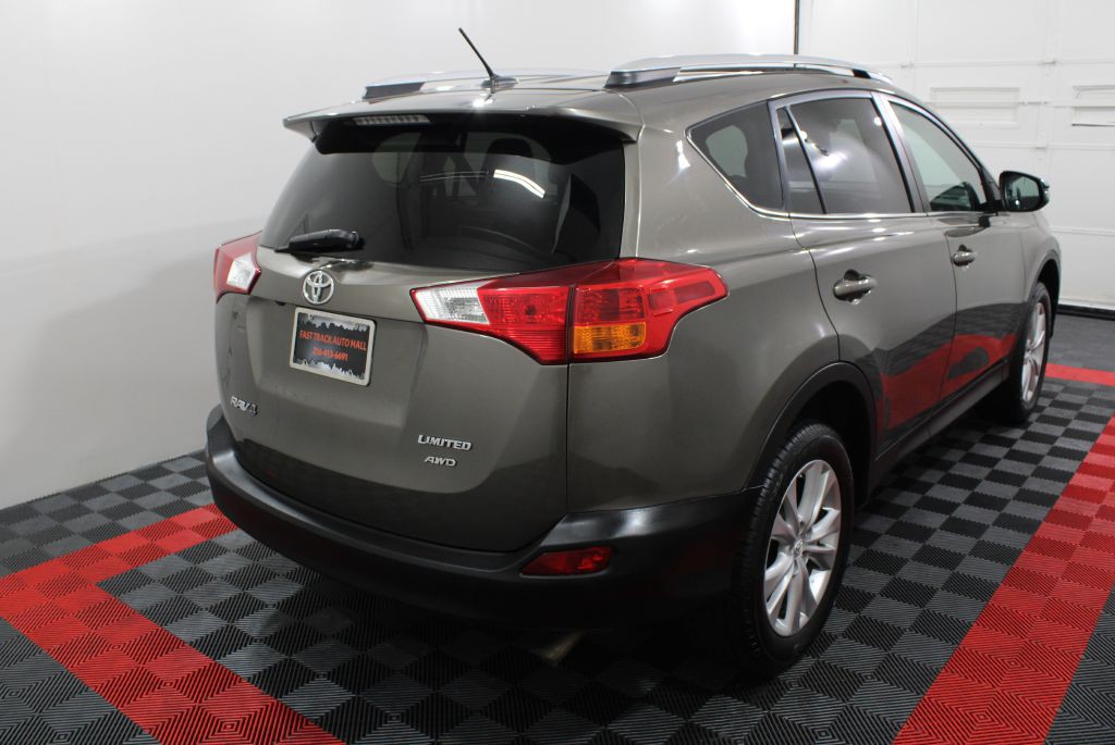 2015 Toyota Rav4 Image 7