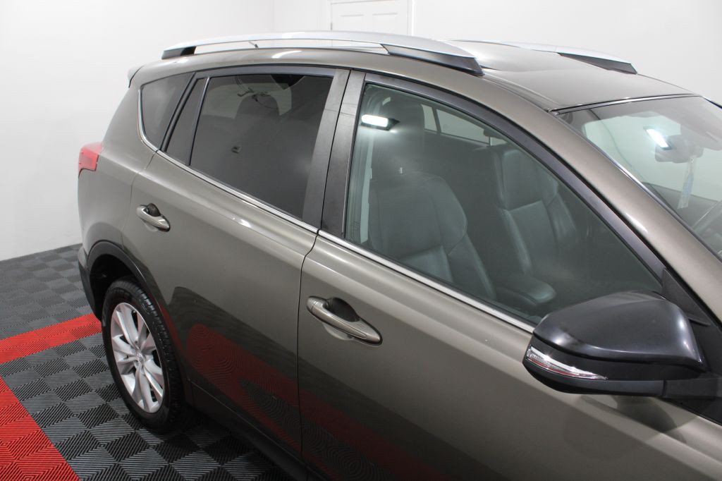 2015 Toyota Rav4 Image 8