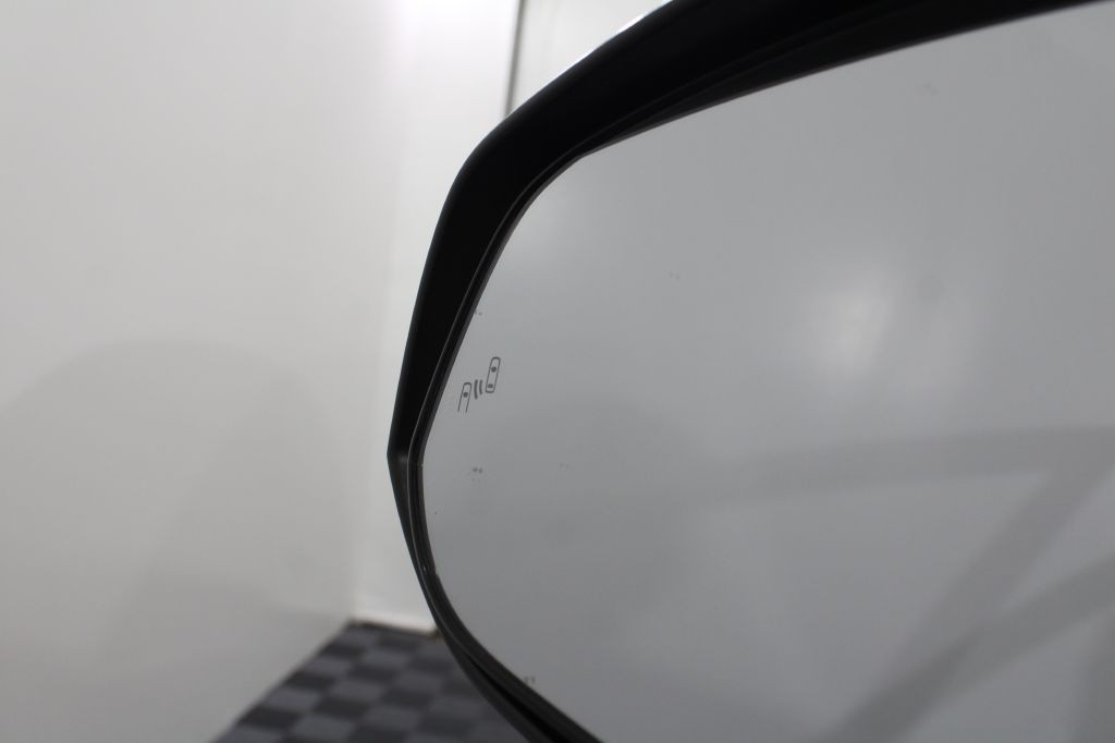 2015 Toyota Rav4 Image 16