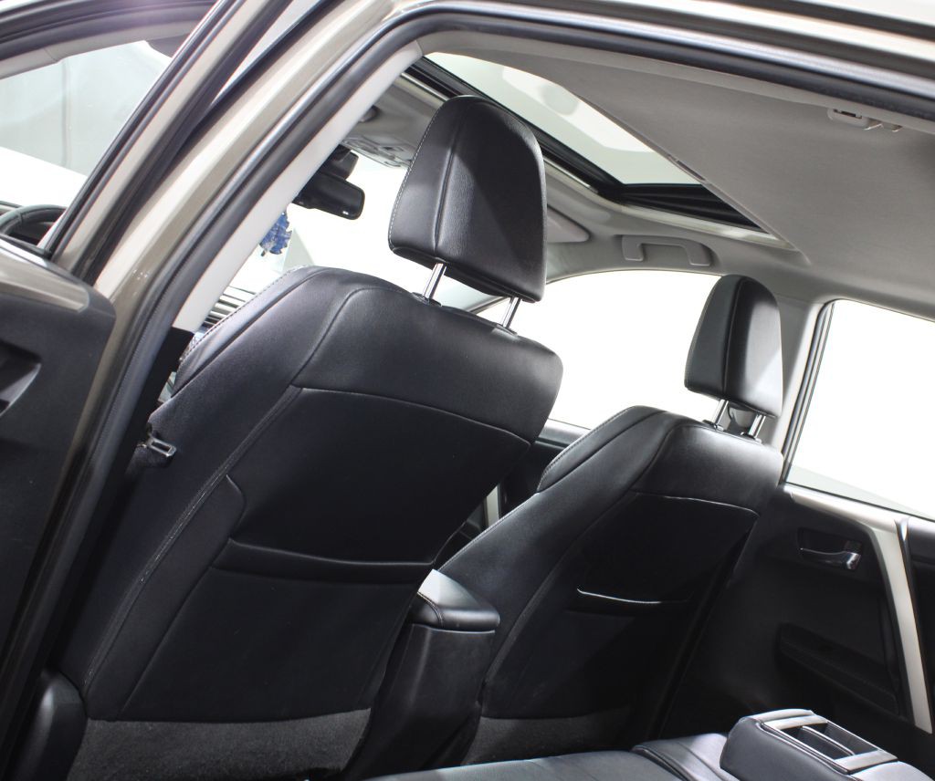 2015 Toyota Rav4 Image 22