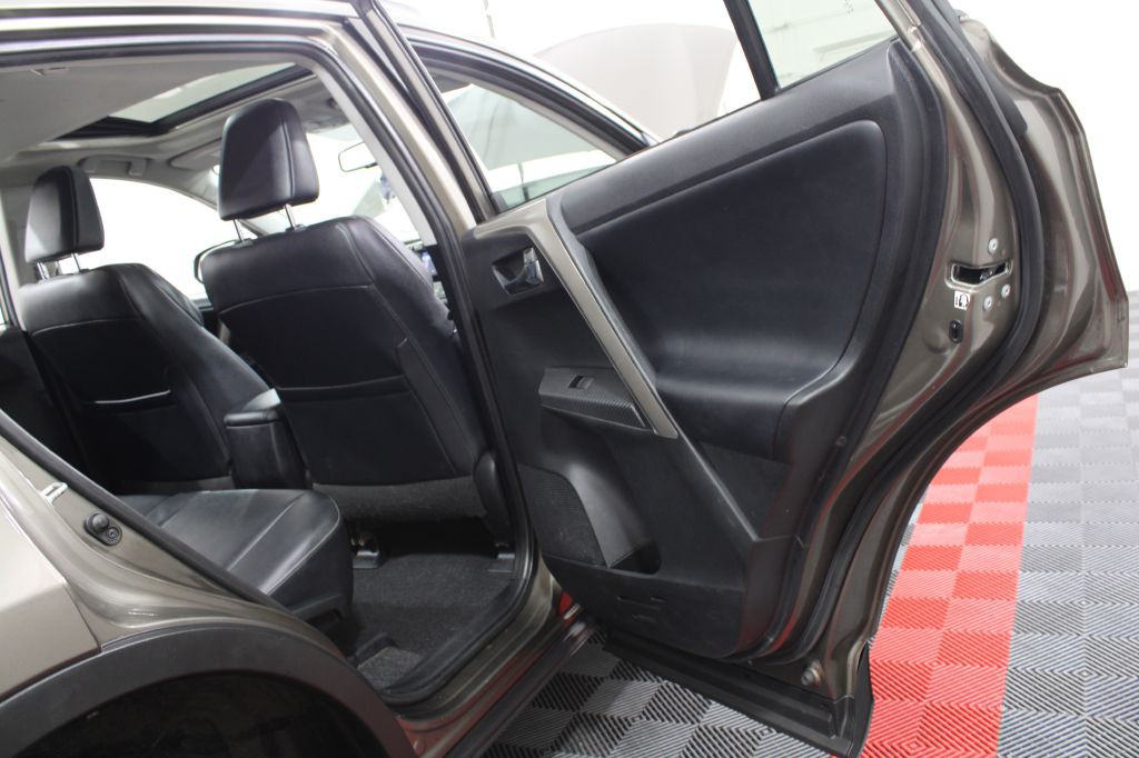 2015 Toyota Rav4 Image 23