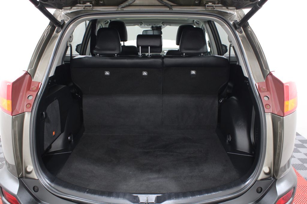 2015 Toyota Rav4 Image 28