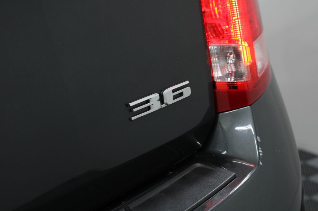 2016 Cadillac SRX Image 13