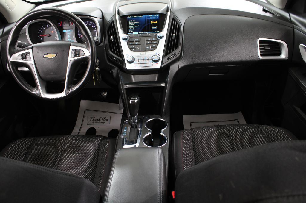 2017 Chevrolet Equinox Image 2