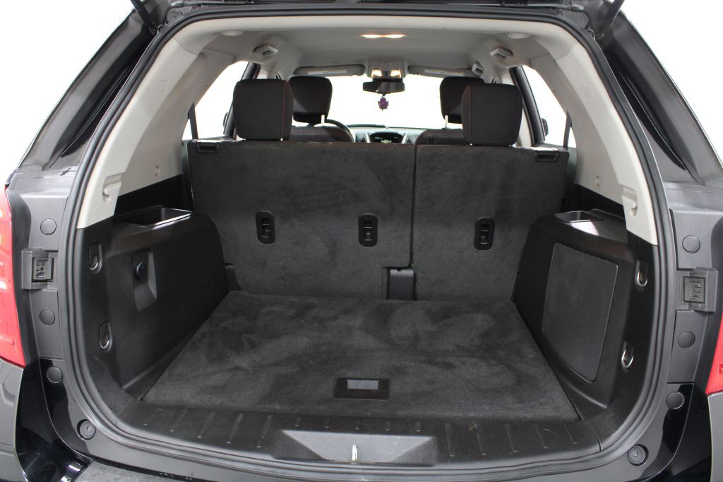 2017 Chevrolet Equinox Image 17